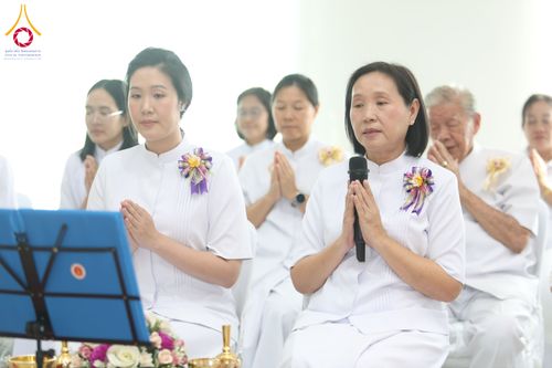 ภาพ No.290332:วันอังคารที่ 6 มกราคม พ.ศ. 2569 พิธีเจริญพุทธมนต์ ปฏิบัติธรรม มอบทุนการศึกษา ถวายสังฆทาน 142 วัด ณ ศูนย์ปฏิบัติธรรมพระมงคลเทพมุนี อ.สองพี่น้อง จ.สุพรรณบุรี