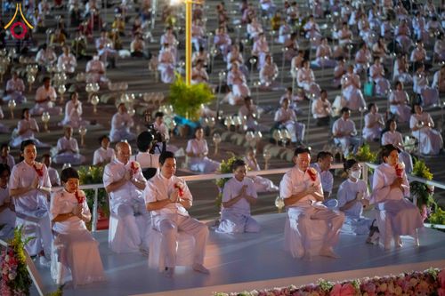 ภาพ No.312212:วันอังคารที่ 3 มีนาคม พ.ศ.2569 พิธีเวียนประทักษิณและจุดมาฆประทีป ณ ลานธรรมพระมหาธรรมกายเจดีย์ วัดพระธรรมกาย