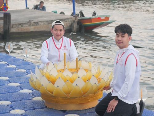 ภาพ No.205538:V.53 สารพัดV สารพัดดี ที่วัดโบสถ์บน ในโครงการธรรมยาตรา กตัญญูบูชา มหาปูชนียาจารย์ พระมงคลเทพมุนี(สด จนฺทสโร) พระผู้ปราบมาร อนุสรณ์สถาน 7 แห่ง ปีที่ 13 ระหว่างวันที่ 2-31 มกราคม พ.ศ. 2568