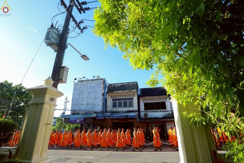 ภาพ No.248805:วันที่ 20 กันยายน พ.ศ. 2568 พิธีอัญเชิญรูปหล่อหลวงปู่วัดปากน้ำ ภาษีเจริญ จากวัดมงคลนิมิตร พระอารามหลวง เพื่อประดิษฐาน ณ วิหารพระมงคลเทพมุนี (สด จนฺทสโร)  ศูนย์ปฏิบัติธรรมภูเก็ต จ.ภูเก็ต