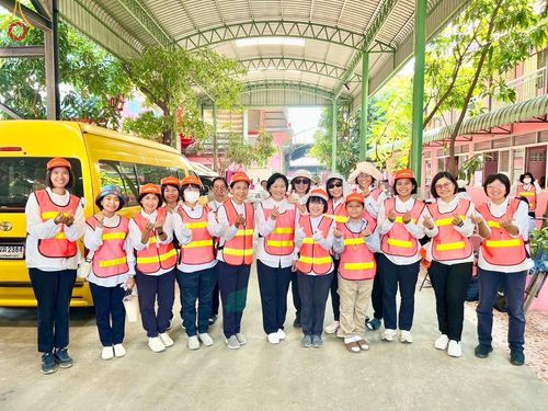 ภาพ No.115860:V.15 สามัคคี การเตรียมงาน เก็บงาน การรับบุญของเจ้าหน้าที่หน่วยงานต่างๆ เพื่อโครงการธรรมยาตรา กตัญญูบูชามหาปูชนียาจารย์ พระมงคลเทพมุนี (สด จนฺทสโร) พระผู้ปราบมาร อนุสรณ์สถาน 7 แห่ง ปีที่ 12 ระหว่างวันที่ 2 - 31 มกราคม พ.ศ.2567