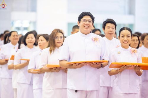 ภาพ No.244013:วันอาทิตย์ที่ 7 กันยายน พ.ศ. 2568 พิธีทอดผ้าป่าสมทบกฐินวัดพระธรรมกาย และสมทบกฐิน 30,000 วัดทั่วไทย ครั้งที่ 2 ณ ห้องแก้วสารพัดนึก 1 วัดพระธรรมกาย