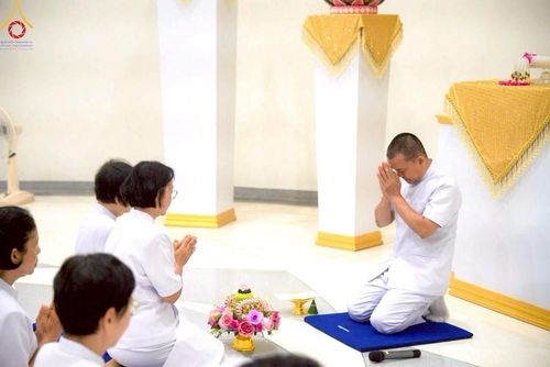 ภาพ No.223235:วันที่ 2 -10 พฤษภาคม พ.ศ. 2568 พิธีตัดปอยผม ปลงผม พิธีขอขมาลาอุปสมบทอุทิศชีวิต ของอุบาสก พิสิทธิ์ หมื่นแกล้ว  ณ วัดพระธรรมกาย