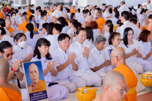 ภาพ No.277814:วันเสาร์ที่ 6 ธันวาคม พ.ศ. 2568 พิธีบรรพชาอุปสมบทและพิธีถวายบาตร โครงการอุปสมบทบูชาธรรมมหาปูชนียาจารย์ ประจำปี พ.ศ.2568 โครงการบวชพระนานาชาติ AEC และ WAB รุ่น CEO (นักบริหาร) รุ่นที่ 5 ณ มหาธรรมกายเจดีย์ วัดพระธรรมกาย