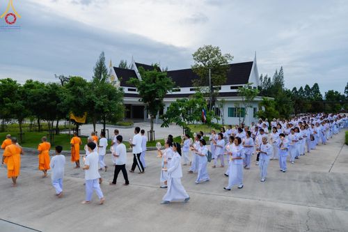 ภาพ No.157047:โครงการ อุบาสกแก้ว อุบาสิกาแก้ว รุ่นที่ 3 ตัวแทนทอดกฐินสามัคคีทั่วไทย 30,000 วัด ระหว่างวันที่ 20-22 กันยายน พ.ศ. 2567 ณ ธุดงคสถานชลบุรี