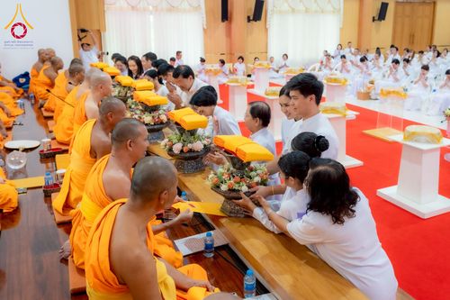 ภาพ No.252846:วันที่ 12 ตุลาคม พ.ศ. 2568 พิธีทอดกฐินครบรอบ 12 ปี เพื่อสร้างถนนธรรมวิถี ณ ศูนย์ปฏิบัติธรรมนครราชสีมา