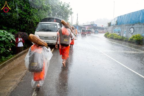 ภาพ No.226336:วันที่ 7-10 พฤษภาคม พ.ศ. 2568 โครงการเดินธรรมยาตรา สยาม-ลังกา ธรรมยาตรา ฉลองเทศกาลวิสาขบูชาแห่งชาติ ศรีลังกา บูชาธรรม 81 ปี หลวงพ่อธัมมชโย เมืองนูวราอิลิยา ประเทศศรีลังกา