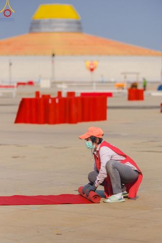 ภาพ No.208168:V.55 สารพัดV สารพัดดี ที่วัดพระธรรมกาย ในโครงการธรรมยาตรา กตัญญูบูชา มหาปูชนียาจารย์ พระมงคลเทพมุนี (สด จนฺทสโร) พระผู้ปราบมาร อนุสรณ์สถาน 7 แห่ง ปีที่ 13 ระหว่างวันที่ 2-31 มกราคม พ.ศ. 2568