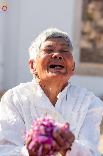 ภาพ No.206165:HAPPY FACE @ธรรมยาตรา # 1 ในโครงการธรรมยาตรา กตัญญูบูชา มหาปูชนียาจารย์ พระมงคลเทพมุนี(สด จนฺทสโร) พระผู้ปราบมาร อนุสรณ์สถาน 7 แห่ง ปีที่ 13 ระหว่างวันที่ 2-31 มกราคม พ.ศ. 2568