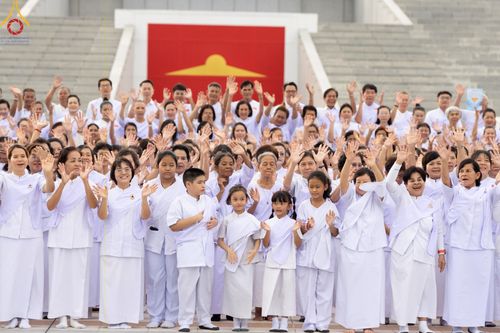 ภาพ No.157440:โครงการ อุบาสกแก้ว อุบาสิกาแก้ว รุ่นที่ 3 ตัวแทนทอดกฐินสามัคคีทั่วไทย 30,000 วัด บูชาธรรม 80 ปี หลวงพ่อธัมมชโย ระหว่างวันที่ 19-22 กันยายน พ.ศ. 2567 โซนกรุงเทพฯ-สมุทรปราการ ณ อาคาร 115 ปี คุณยายอาจารย์ฯ วัดพระธรรมกาย