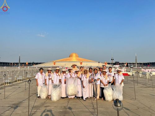 ภาพ No.125450:V.27 มาฆะ สาธุ  การรับบุญเตรียมงาน ปฎิบัติงาน เก็บงาน ของเจ้าหน้าที่หน่วยงานต่างๆ เพื่อวันมาฆบูชา วันเสาร์ที่ 24 กุมภาพันธ์  พ.ศ. 2567 ณ วัดพระธรรมกาย จ.ปทุมธานี