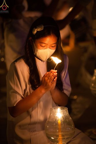 ภาพ No.75271:พิธีจุดประทีปถวายเป็นพุทธบูชา และบูชาธรรมมหาปูชนียาจารย์ ในโครงการธรรมยาตรากตัญญูบูชา มหาปูชนียาจารย์ พระมงคลเทพมุนี(สด จนฺทสโร) พระผู้ปราบมาร ปีที่ 11 ณ อนุสรณ์สถานลำดับที่ 7 สถานที่ขยายวิชชาธรรมกาย วัดพระธรรมกาย จ.ปทุมธานี วันที่ 31 มกราคม พ.ศ. 2566