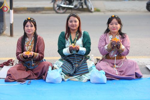 ภาพ No.317087:วันเสาร์ที่ 28 มีนาคม พ.ศ.2569 ธรรมยาตราจาริก ณ ซุ้มประตูลุมพินีเกต(Lumbini Gate) ประเทศเนปาล