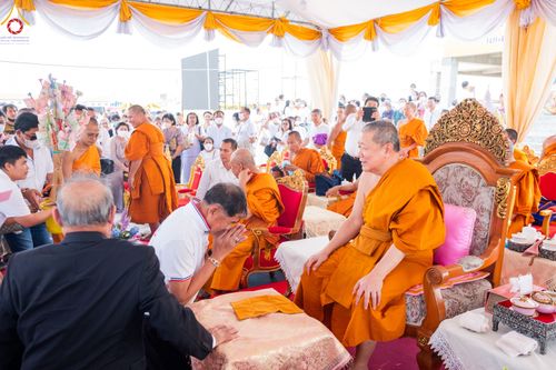 ภาพ No.79544:พิธีเททองหล่อพระประธาน ประจำอุโบสถวัดสายสุวพรรณ ณ มณฑลพิธีฯ ธรรมอุทยาน สัตตมหาสถาน หน้าอุโบสถวัดสายสุวพรรณ ต.คลองสี่ อ.คลองหลวง จ.ปทุมธานี วันเสาร์ที่ 1 เมษายน พ.ศ. 2566