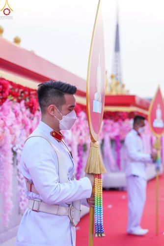 ภาพ No.79226:พิธีอัญเชิญองค์พระบรมพุทธเจ้า 24 องค์ เวียนประทักษิณรอบพระมหาธรรมกายเจดีย์ ณ วัดพระธรรมกาย  วันที่ 2 เมษายน พ.ศ. 2566