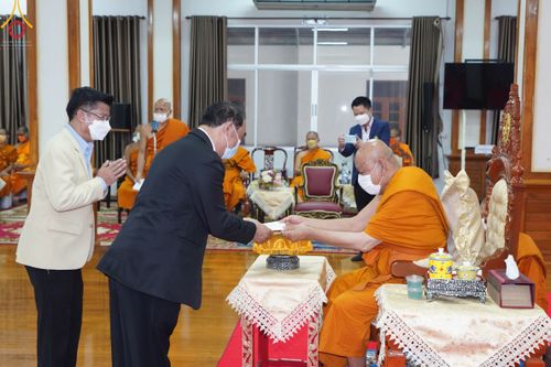 ภาพ No.49822:ประมวลภาพพิธีมอบทุนการศึกษา นักเรียนนักศึกษา-พระภิกษุผู้สอบได้ ป.ธ. 3, 6, 9 สำนักเรียนคณะสงฆ์ปทุมฯ ประจำปี 2565 ณ วัดเขียนเขตพระอารามหลวง จ.ปทุมธานี