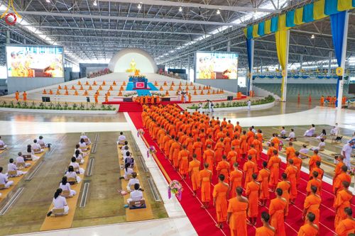 ภาพ No.51780:พิธีมุทิตาสักการะ พระภิกษุ-สามเณรผู้สอบผ่านเปรียญธรรม 9,6,3 ประโยค สาธุชนผู้สอบผ่านบาลีศึกษา 9,6,3 ประโยค ปีพุทธศักราช 2563-2565