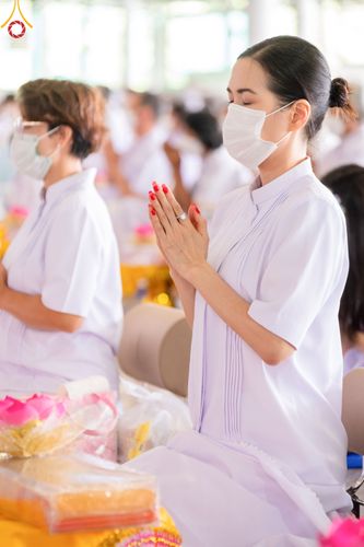 ภาพ No.52001:ประมวลภาพพิธีกฐินสัมฤทธิ์ ปีที่ 15 และกฐินสมทบ วัดกัลยาณมิตรทั้งภายในและต่างประเทศ ปีที่ 5