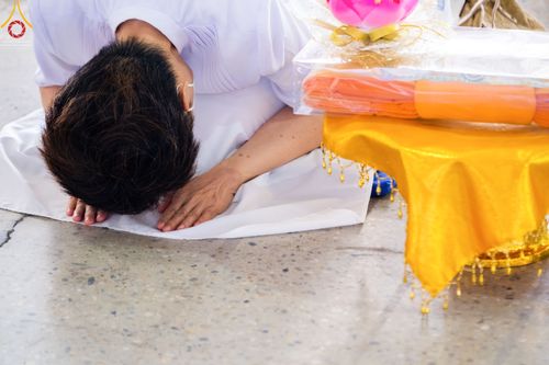 ภาพ No.51999:ประมวลภาพพิธีกฐินสัมฤทธิ์ ปีที่ 15 และกฐินสมทบ วัดกัลยาณมิตรทั้งภายในและต่างประเทศ ปีที่ 5