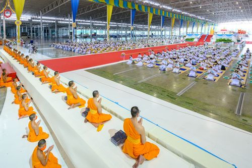 ภาพ No.51823:พิธีมุทิตาสักการะ พระภิกษุ-สามเณรผู้สอบผ่านเปรียญธรรม 9,6,3 ประโยค สาธุชนผู้สอบผ่านบาลีศึกษา 9,6,3 ประโยค ปีพุทธศักราช 2563-2565