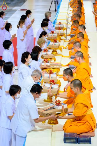 ภาพ No.51842:พิธีมุทิตาสักการะ พระภิกษุ-สามเณรผู้สอบผ่านเปรียญธรรม 9,6,3 ประโยค สาธุชนผู้สอบผ่านบาลีศึกษา 9,6,3 ประโยค ปีพุทธศักราช 2563-2565