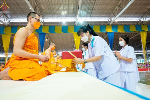 ภาพ No.51844:พิธีมุทิตาสักการะ พระภิกษุ-สามเณรผู้สอบผ่านเปรียญธรรม 9,6,3 ประโยค สาธุชนผู้สอบผ่านบาลีศึกษา 9,6,3 ประโยค ปีพุทธศักราช 2563-2565