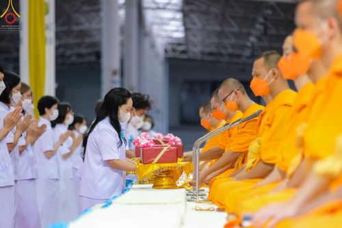 ภาพ No.51845:พิธีมุทิตาสักการะ พระภิกษุ-สามเณรผู้สอบผ่านเปรียญธรรม 9,6,3 ประโยค สาธุชนผู้สอบผ่านบาลีศึกษา 9,6,3 ประโยค ปีพุทธศักราช 2563-2565