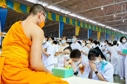 ภาพ No.51863:พิธีมุทิตาสักการะ พระภิกษุ-สามเณรผู้สอบผ่านเปรียญธรรม 9,6,3 ประโยค สาธุชนผู้สอบผ่านบาลีศึกษา 9,6,3 ประโยค ปีพุทธศักราช 2563-2565