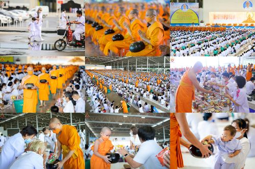 ภาพ No.52212:ประมวลภาพพิธีตักบาตรข้าวสารอาหารแห้ง (วันอาทิตย์ต้นเดือนตุลาคม) ณ บ้านแก้วเรือนทองคุณยายฯ วัดพระธรรมกาย