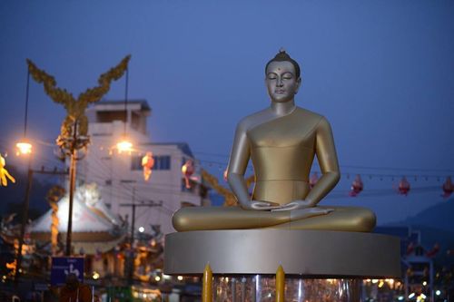 ประมวลภาพตักบาตรพระ 3 แผ่นดิน พระ 10,000 รูป ปีที่ 2 จ.เชียงราย