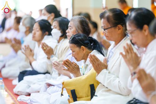 ภาพ No.296427:วันที่ 16 มกราคม พ.ศ. 2569 พิธีทอดผ้าป่าทำนุบำรุงศาสนสถาน ณ วัดโพธิ์เอน ต.บางขุนกอง อ.บางกรวย จ.นนทบุรี อนุสรณ์สถานลำดับที่ 4 สถานที่เกิดด้วยกายธรรม ในโครงการธรรมยาตรา กตัญญูบูชา มหาปูชนียาจารย์ พระมงคลเทพมุนี(สด จนฺทสโร) พระผู้ปราบมาร อนุสรณ์สถาน 7 แห่ง