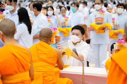ภาพ No.85836:พิธีถวายคิลานเภสัชและอุปกรณ์การแพทย์ บูชาธรรมเนื่องในวันธรรมชัย วันที่ 19 สิงหาคม พ.ศ. 2566 ณ ห้องแก้วสารพัดนึก วัดพระธรรมกาย