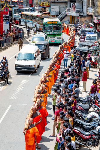 ภาพ No.226316:วันที่ 7-10 พฤษภาคม พ.ศ. 2568 โครงการเดินธรรมยาตรา สยาม-ลังกา ธรรมยาตรา ฉลองเทศกาลวิสาขบูชาแห่งชาติ ศรีลังกา บูชาธรรม 81 ปี หลวงพ่อธัมมชโย เมืองนูวราอิลิยา ประเทศศรีลังกา