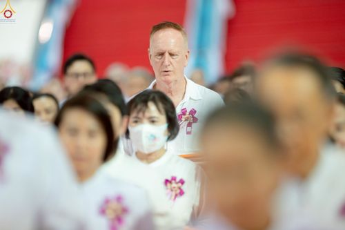 ภาพ No.240760:วันพุธที่ 27 สิงหาคม พ.ศ. 2568 พิธีทอดผ้าป่าเพื่อสร้างอาคาร  82 ปี หลวงพ่อธัมมชโย สมทบกฐินวัดพระธรรมกาย และกฐิน 30,000 วัดทั่วประเทศ ครั้งที่ 1