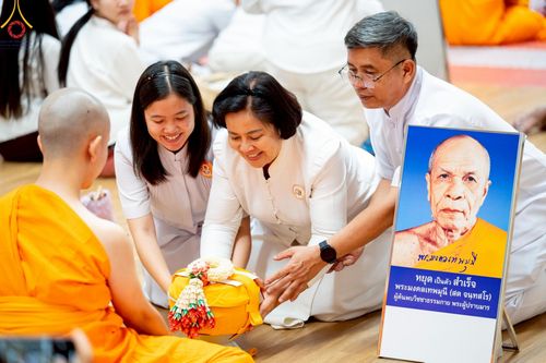 ภาพ No.217258:วันเสาร์ที่ 12 เมษายน พ.ศ. 2568 พิธีบรรพชา พิธีขอศีลและขอนิสสัย พิธีมอบบาตร ในโครงการอุปสมบทหมู่ บูชาธรรมหลวงพ่อธัมมชโย, โครงการธรรมทายาท ระดับอุดมศึกษา รุ่นที่ 52 ,  โครงการบวชพระนานาชาติ AEC & WAB CEO รุ่นที่ 4 ณ วัดพระธรรมกาย