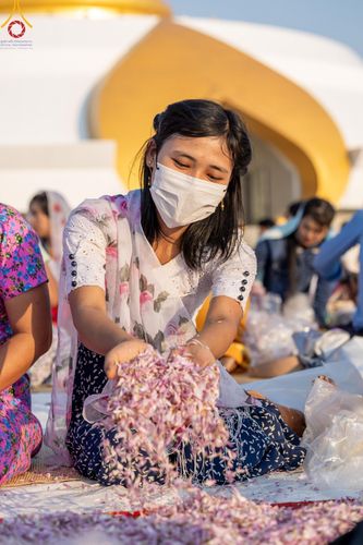 ภาพ No.116688:พิธีต้อนรับพระธรรมยาตรา ปีที่ 12 ณ อนุสรณ์สถานบางปลา จ.นครปฐม วันที่ 21 มกราคม พ.ศ. 2567