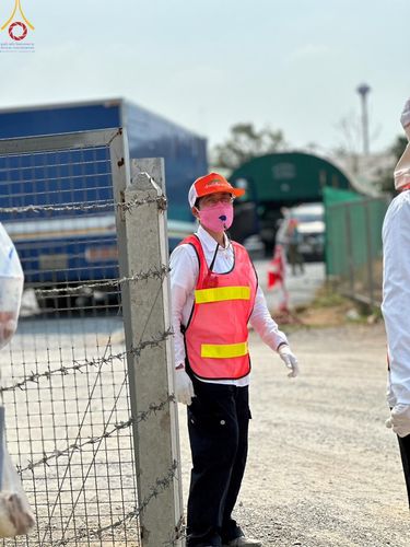 ภาพ No.110059:V.8 พลังทีม การเตรียมงาน เก็บงาน การรับบุญของเจ้าหน้าที่หน่วยงานต่างๆ เพื่อโครงการธรรมยาตรา กตัญญูบูชามหาปูชนียาจารย์ พระมงคลเทพมุนี (สด จนฺทสโร) พระผู้ปราบมาร อนุสรณ์สถาน 7 แห่ง ปีที่ 12 ระหว่างวันที่ 2 - 31 มกราคม พ.ศ.2567