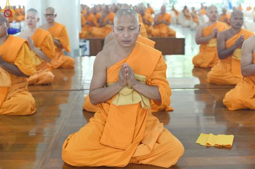 ภาพ No.162198:พิธีถวายภัตตาหารเมนูสวรรค์ เนื่องในวันออกพรรษา (ขึ้น 15 ค่ำ เดือน 11) วันพฤหัสบดีที่ 17 ตุลาคม พ.ศ. 2567 ณ หอฉันคุณยายอาจารย์ฯ วัดพระธรรมกาย