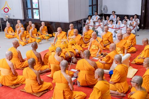 ภาพ No.223806:วันอาทิตย์ที่ 11 พฤษภาคม พ.ศ. 2568 พิธีอุปสมบทสามเณรเปรียญธรรมอุปสมบทอุทิศชีวิต 9 รูป อุบาสก 1 ท่าน ณ อุโบสถพระไตรปิฏกวัดพระธรรมกาย