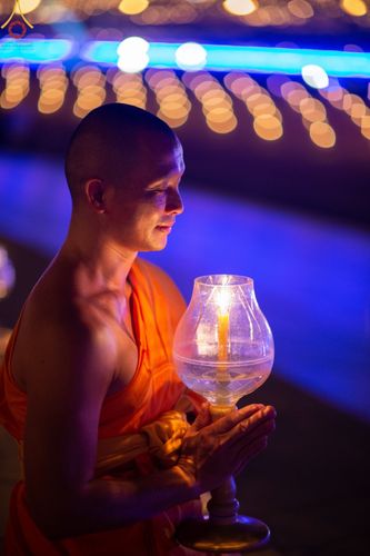 ภาพ No.77260:พิธีจุดมาฆประทีป ในวันมาฆบูชา อาทิตย์ต้นเดือนที่ 6 มีนาคม พ.ศ. 2566 ณ วัดพระธรรมกาย อ.คลองหลวง จ.ปทุมธานี