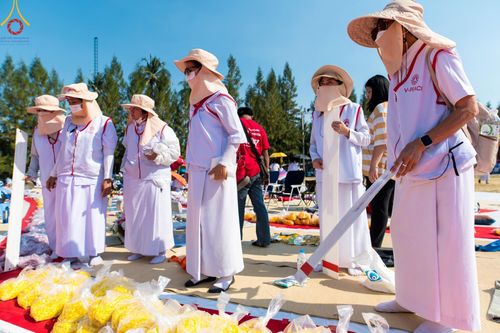 ภาพ No.108720:V.6 บุญเข้า การเตรียมงาน เก็บงาน การรับบุญของเจ้าหน้าที่หน่วยงานต่างๆ เพื่อโครงการธรรมยาตรา กตัญญูบูชามหาปูชนียาจารย์ พระมงคลเทพมุนี (สด จนฺทสโร) พระผู้ปราบมาร อนุสรณ์สถาน 7 แห่ง ปีที่ 12 ระหว่างวันที่ 2 - 31 มกราคม พ.ศ.2567