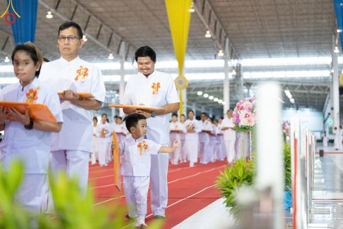 ภาพ No.160189:พิธีทอดผ้าป่าสมทบกฐินวัดพระธรรมกาย และสมทบกฐิน 30,000 วัดทั่วไทย ครั้งที่ 3 ณ สภาธรรมกายสากล วัดพระธรรมกาย วันพฤหัสบดีที่ 10 ตุลาคม พ.ศ. 2567
