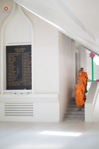 ภาพ No.80776:พิธีอุปสมบทสามเณรเตรียม DCI รุ่นที่20 จำนวน 15 รูป ณ อุโบสถพระไตรปิฎก วัดพระธรรมกาย วันเสาร์ที่ 6 พฤษภาคม พ.ศ. 2566