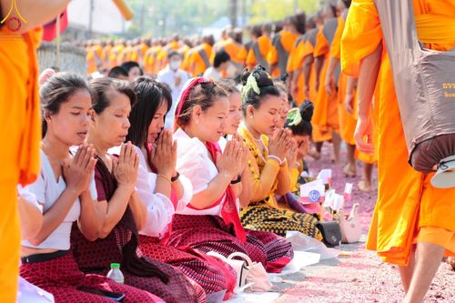 ภาพ No.129069:พระธรรมยาตราเดินธรรมยาตรา ณ ชุมชนรอบศูนย์ปฏิบัติธรรมภาคใต้ อ.บางกล่ำ จ.สงขลา วันที่ 10 มีนาคม พ.ศ. 2567