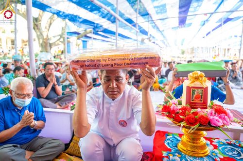 ภาพ No.98674:พิธีทอดกฐินสมทบวัดกัลยาณมิตรต่างประเทศ ณ วัดราชบัณนะวิหาร เมืองรังกามาติ ประเทศบังกลาเทศ วันศุกร์ที่ 24 พฤศจิกายน พ.ศ. 2566