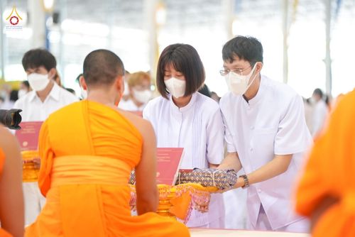 ภาพ No.80587:พิธีถวายทุนสนับสนุนการสร้าง พระไตรปิฎกฉบับธรรมชัย วันเสาร์ที่ 29 เมษายน พ.ศ. 2566 ณ สภาธรรมกายสากล วัดพระธรรมกาย