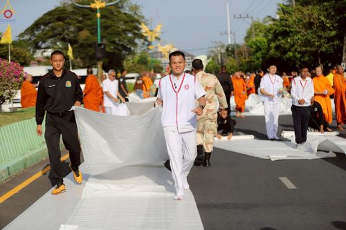 ภาพ No.236871:วันที่ 26-27 กรกฎาคม พ.ศ. 2568 ภาพการเตรียมงาน - เก็บงาน มหาสังฆทานครั้งยิ่งใหญ่ ตักบาตรพระ 1,000 รูป ทำบุญเมืองพัทลุง