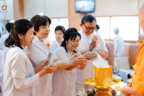 ภาพ No.140626:พิธีทอดผ้าป่าฉลองชัย 20 ปี วัดพระธรรมกายคานากาว่า วันเสาร์ที่ 8 มิถุนายน พ.ศ. 2567