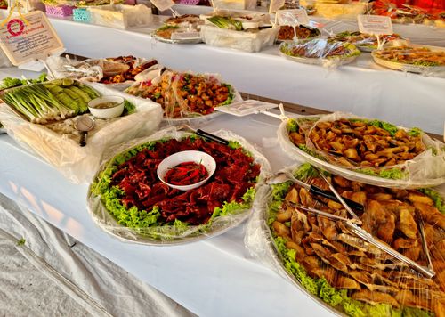 ภาพ No.113043:พิธีถวายภัตตาหารเป็นสังฆทาน แด่คณะพระธรรมยาตรา ปีที่ 12 วันที่ 16 มกราคม พ.ศ. 2567 ณ วัดโบสถ์(บน) บางคูเวียง จ.นนทบุรี