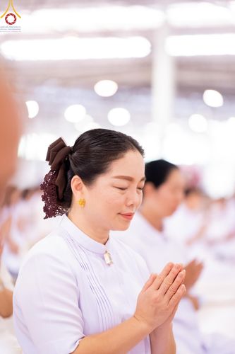 ภาพ No.159225:พิธีบูชาข้าวพระ ในวันอาทิตย์ต้นเดือน วันที่ 6 ตุลาคม พ.ศ. 2567 ณ สภาธรรมกายสากล วัดพระธรรมกาย